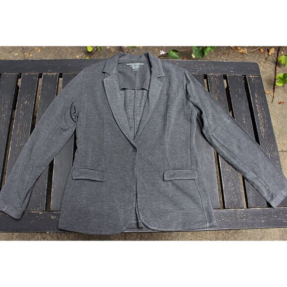 Majestic Filatures - sz 4 - L or XL - Soft Touch One Button Blazer, Grey - Picture 5 of 9